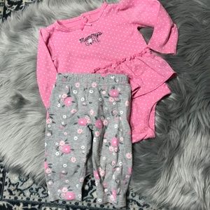 Child of mine by Carter's 12M Mommy's girl outfit